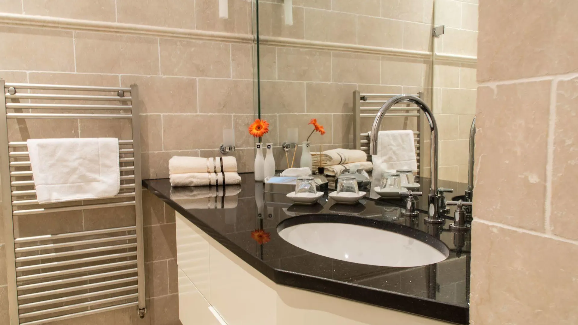 Helvetia Suites Düsseldorf Germania
